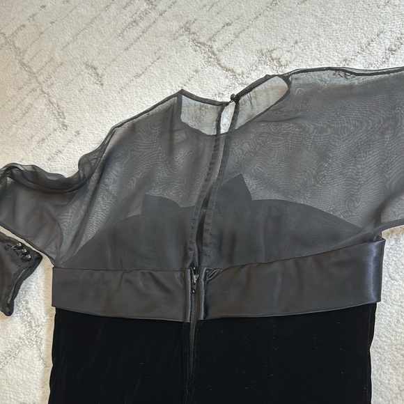 Black velvet with satin trim and bow:sheer front, back top and sleeves; size 6 - Picture 5 of 9